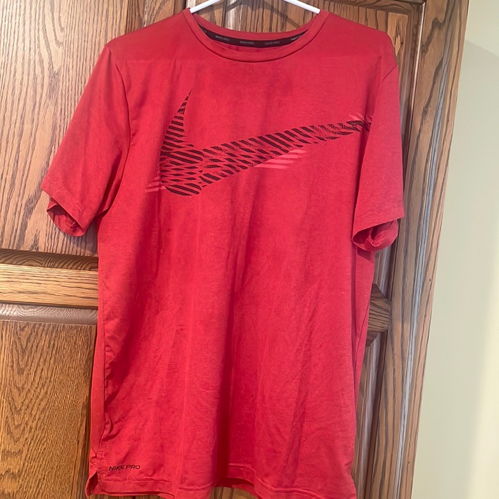 Nike men’s T-shirt